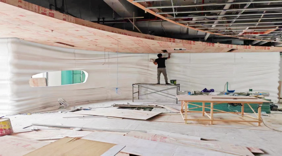 廣州娃哈哈公司攜手飾紀上品GRG波浪板打造新穎時尚的產(chǎn)品展柜