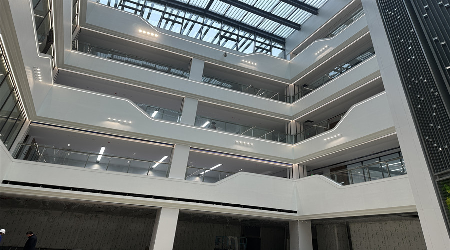 深圳左右云創(chuàng)谷GRG攔河快速簽單是我們實(shí)力的又一見(jiàn)證