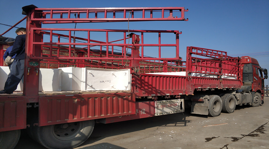 GRG構(gòu)件裝車發(fā)貨 GRG構(gòu)件裝車發(fā)貨