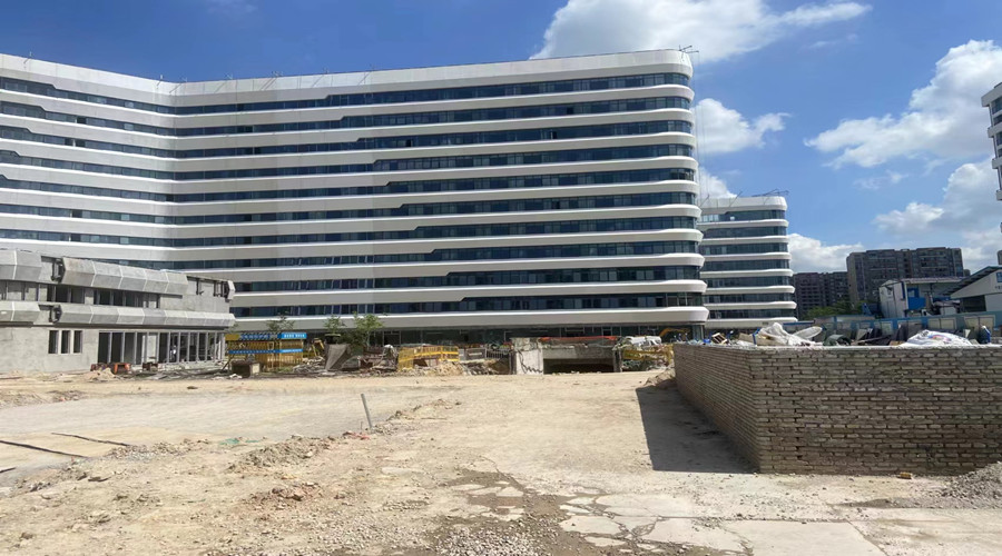 花都區(qū)中山大學(xué)附屬仁濟醫(yī)院GRC外墻掛板工程案例 花都區(qū)中山大學(xué)附屬仁濟醫(yī)院GRC外墻掛板工程案例