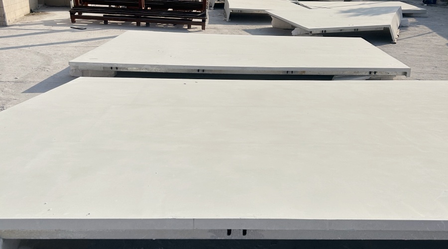 廣清大型工業(yè)園廠房UHPC門頭幕墻造型